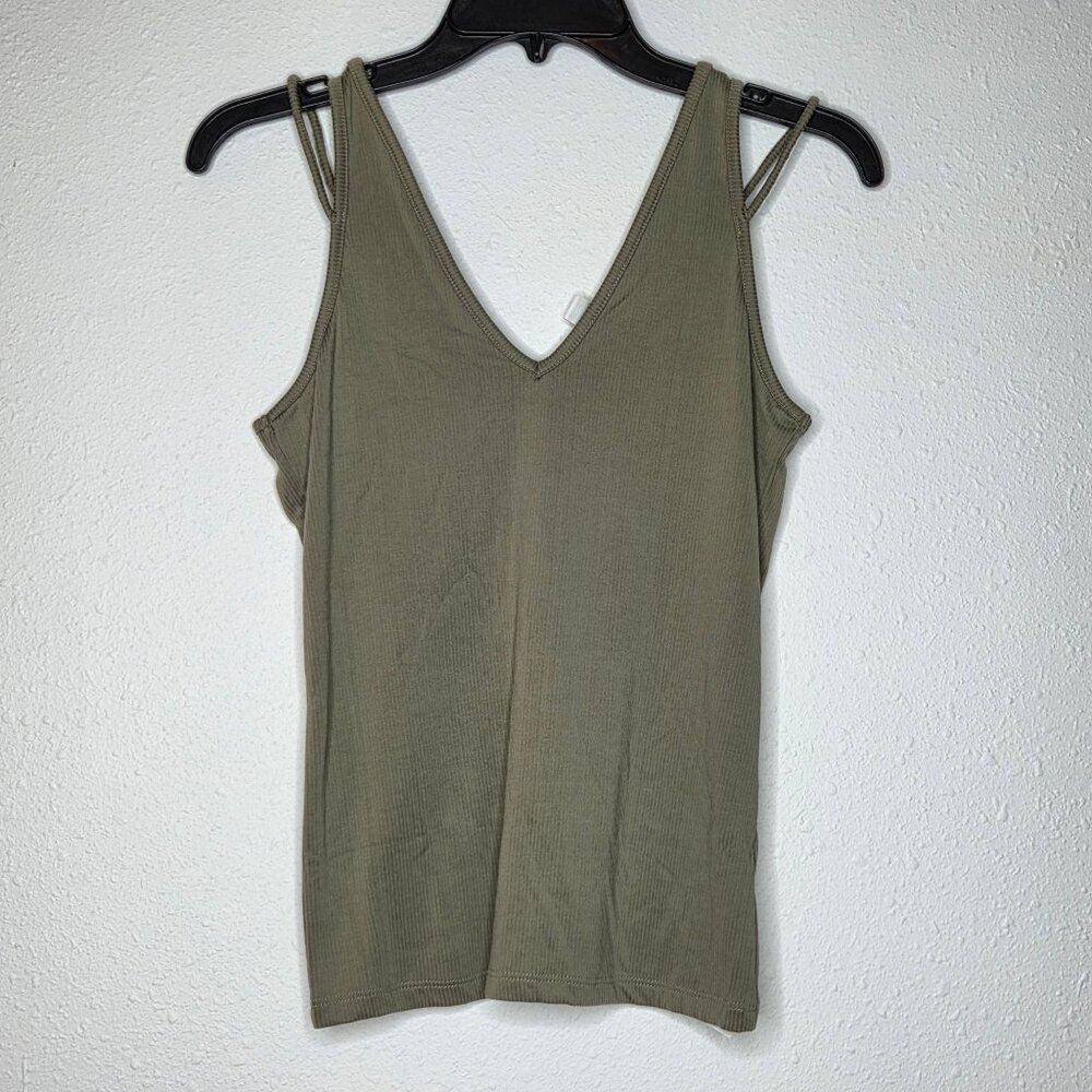 NWT Topshop Premium Basic Thick Double Strap V Neck Cami in Sage-Green